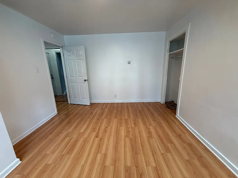1916 Larkins Way — Photo 3