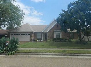 7636 Ivy Hollow Dr, Memphis, TN 38133