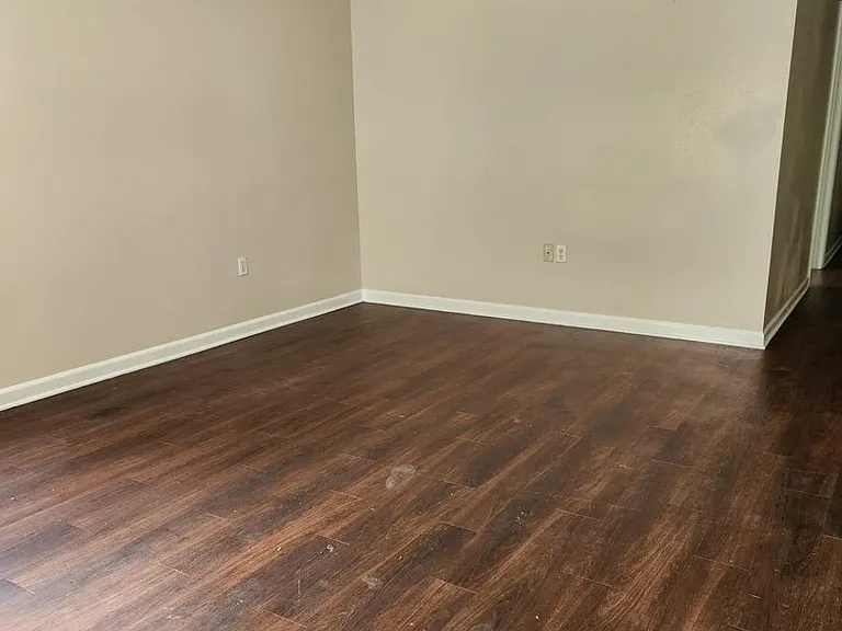 5553 Banyan Ct — Photo 2