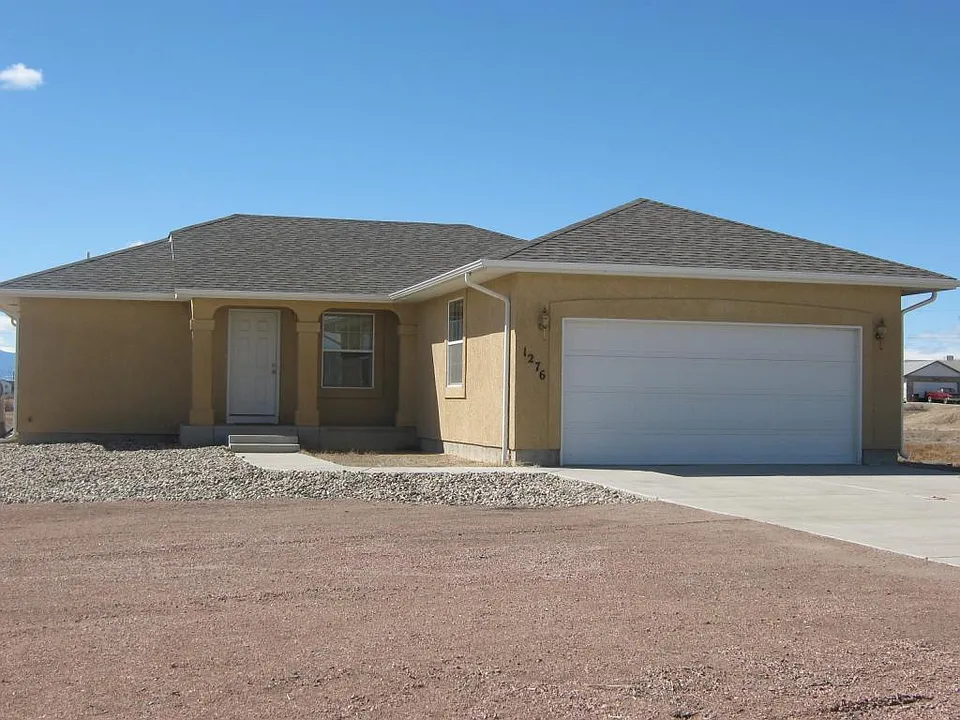 1276 E Platteville Blvd