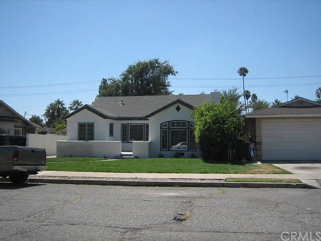 2nd image of 3334 N Pershing Ave