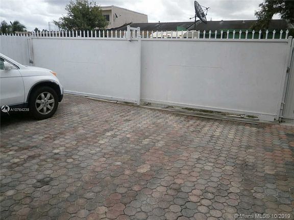 3rd image of 18929 NW 46th Ave #18929