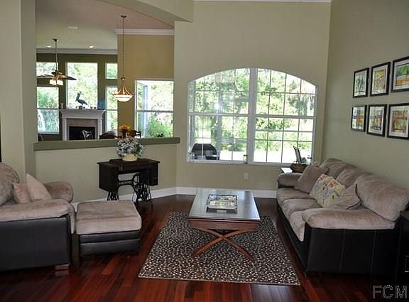5th image of 22 Riverbend Dr