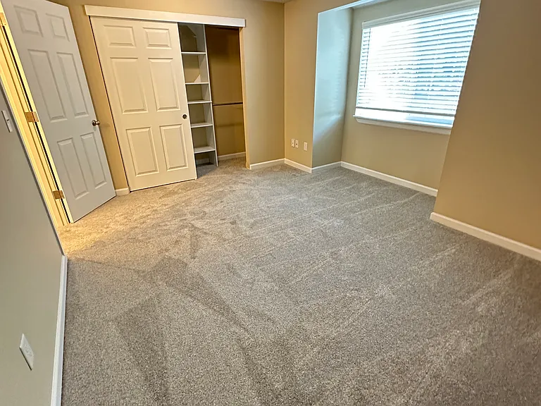 Evanbrook Apartments — Photo 17