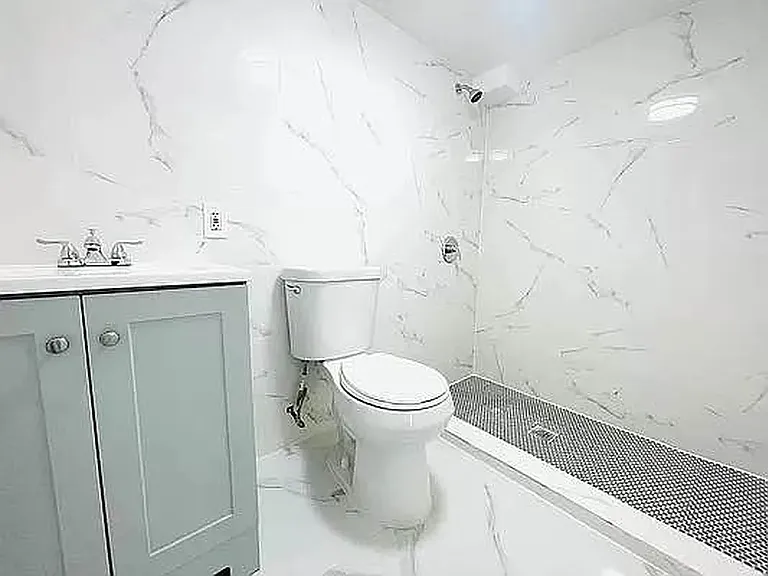 2832 W 15th St #1B — Photo 4