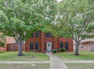 2511 Thistle Ln, Rowlett, TX 75089
