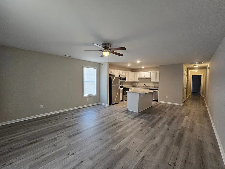 131A S 6th St — Photo 3