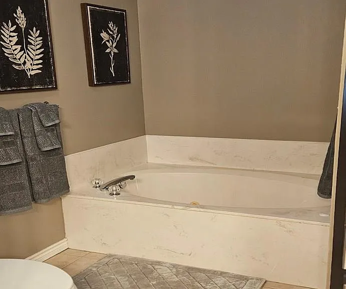 4951 Daffodil Dr — Photo 11