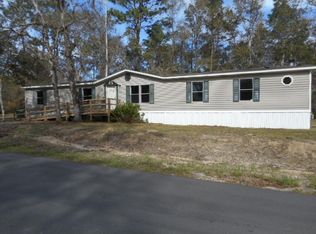 6 King Bee Dr, Crawfordville, FL 32327