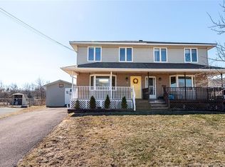 34 Rennick Rd, Moncton, NB E1G 2G8