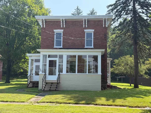 106 Washington St, Hermon, NY 13652