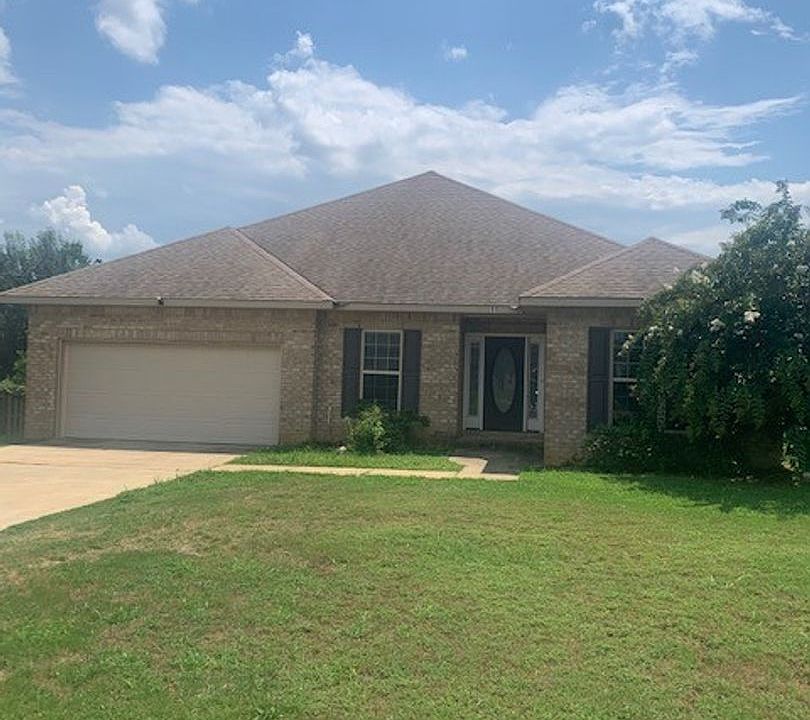 1st image of 11 Fernwood Ct