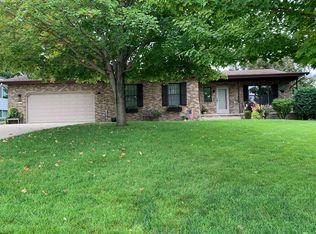 955 Barney St, Owatonna, MN 55060