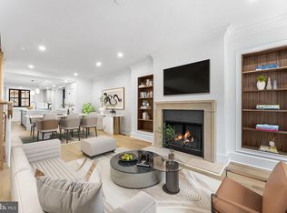 2111 Locust St, Philadelphia, PA 19103