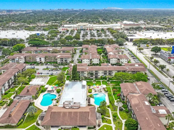 16750 NE 14th Ave APT 308, North Miami Beach, FL 33162