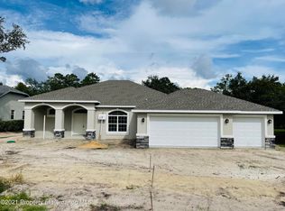 8392 Christopher Ln, Weeki Wachee, FL 34613