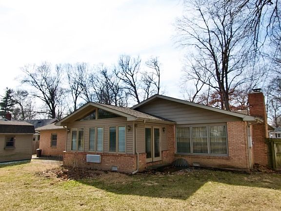 2nd image of 212 S Merrywood Ln