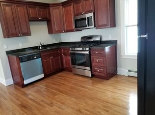 40 Davis Ave #4, Arlington, MA 02474