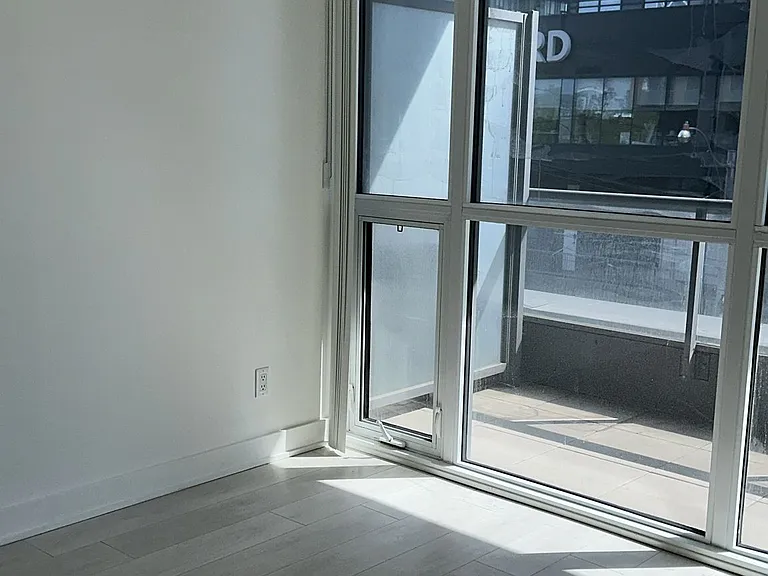 169 Fort York Blvd #207 — Photo 4