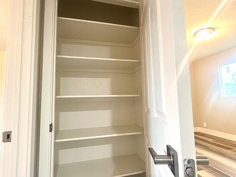 Additional storage Hallway