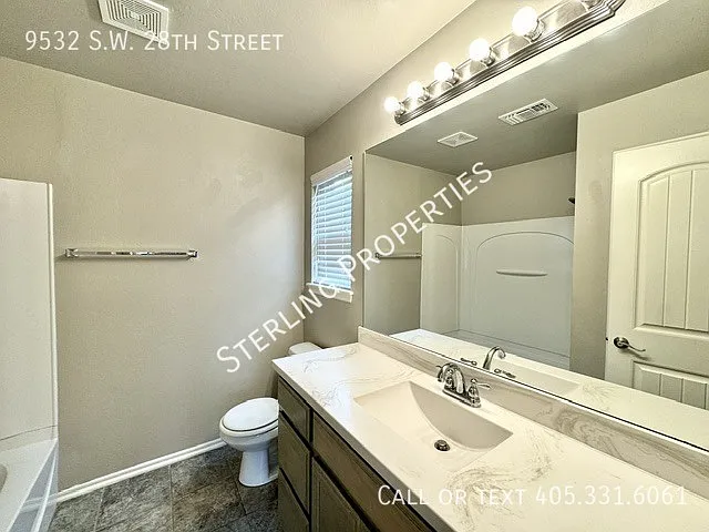 9532 SW 28th St — Photo 27