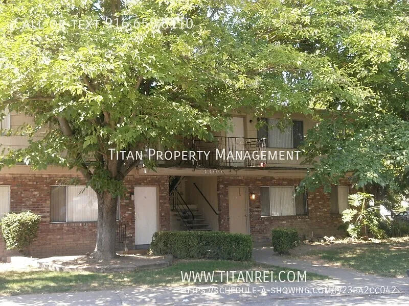4400 Greenholme Dr #D