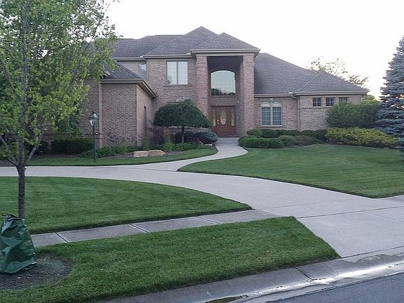 3rd image of 9800 Farmstead Dr