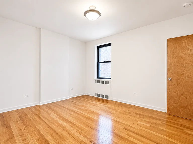 700 Fort Washington Ave #5F — Photo 8