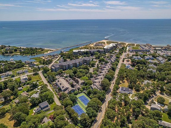 2nd image of 1 Belmont Rd #541