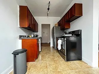 Rented by Lang Realty LLC