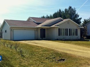 6323 2nd Ave, Lake Geneva, WI 53147