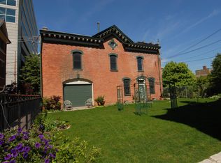 1900 S Prairie Ave #COACHHOUSE, Chicago, IL 60616