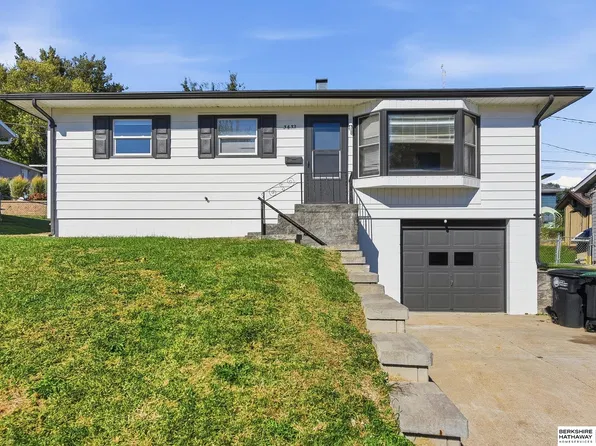 3632 Spring St, Omaha, NE 68105