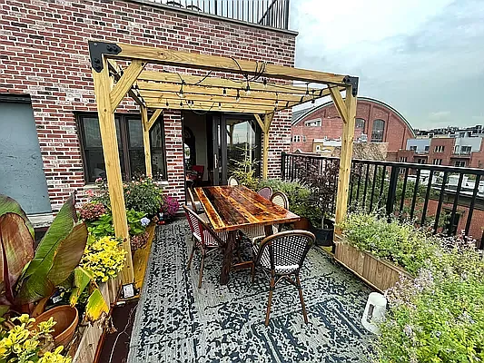 Rented by Limestone Realty Bklyn, LLC | media 1