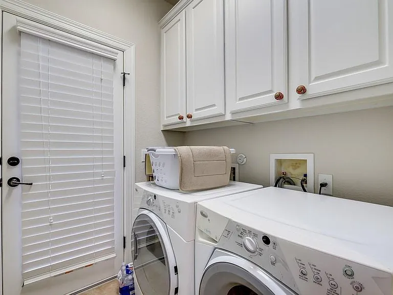 4000 Camacho St — Photo 25