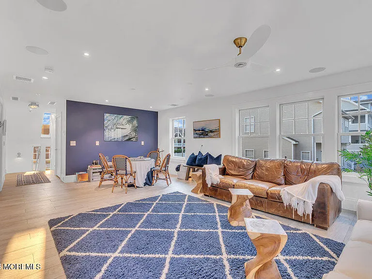 985 Ocean Ave — Photo 124