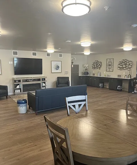 Park Meadows Senior Apartments — Photo 2