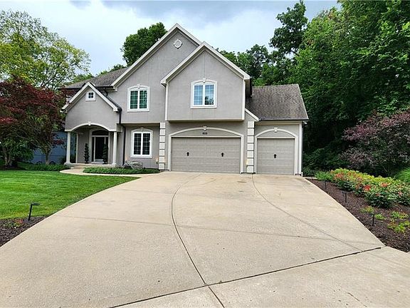 2nd image of 10202 River Hills Dr