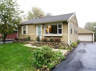 4007 Liberty Blvd, Westmont, IL 60559