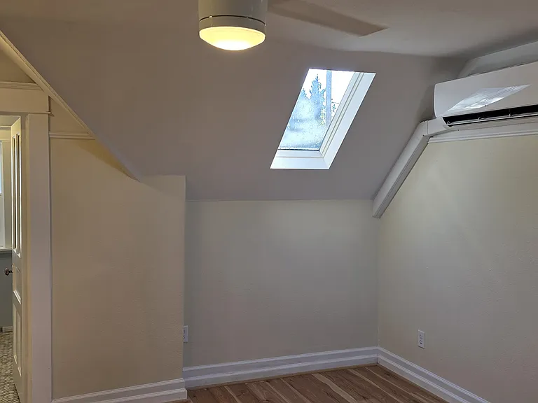 7458 N Jordan Ave #B — Photo 21