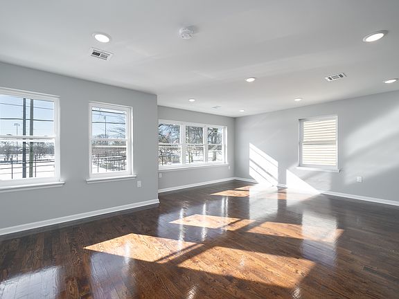 Livingroom/Dining room