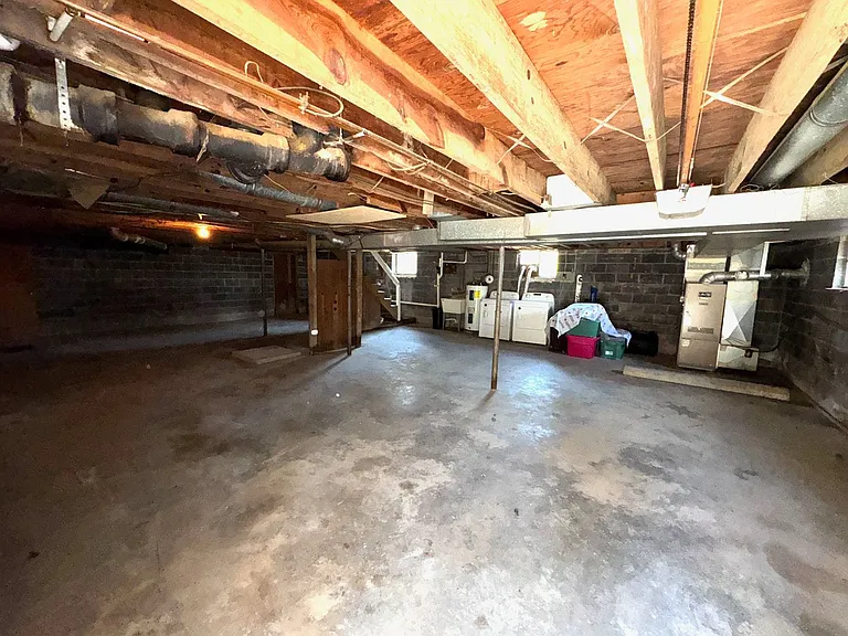 331 Gashes Creek Rd #1 — Photo 27