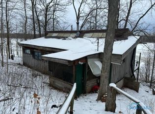 20420 W River Rd, Grand Rapids, OH 43522