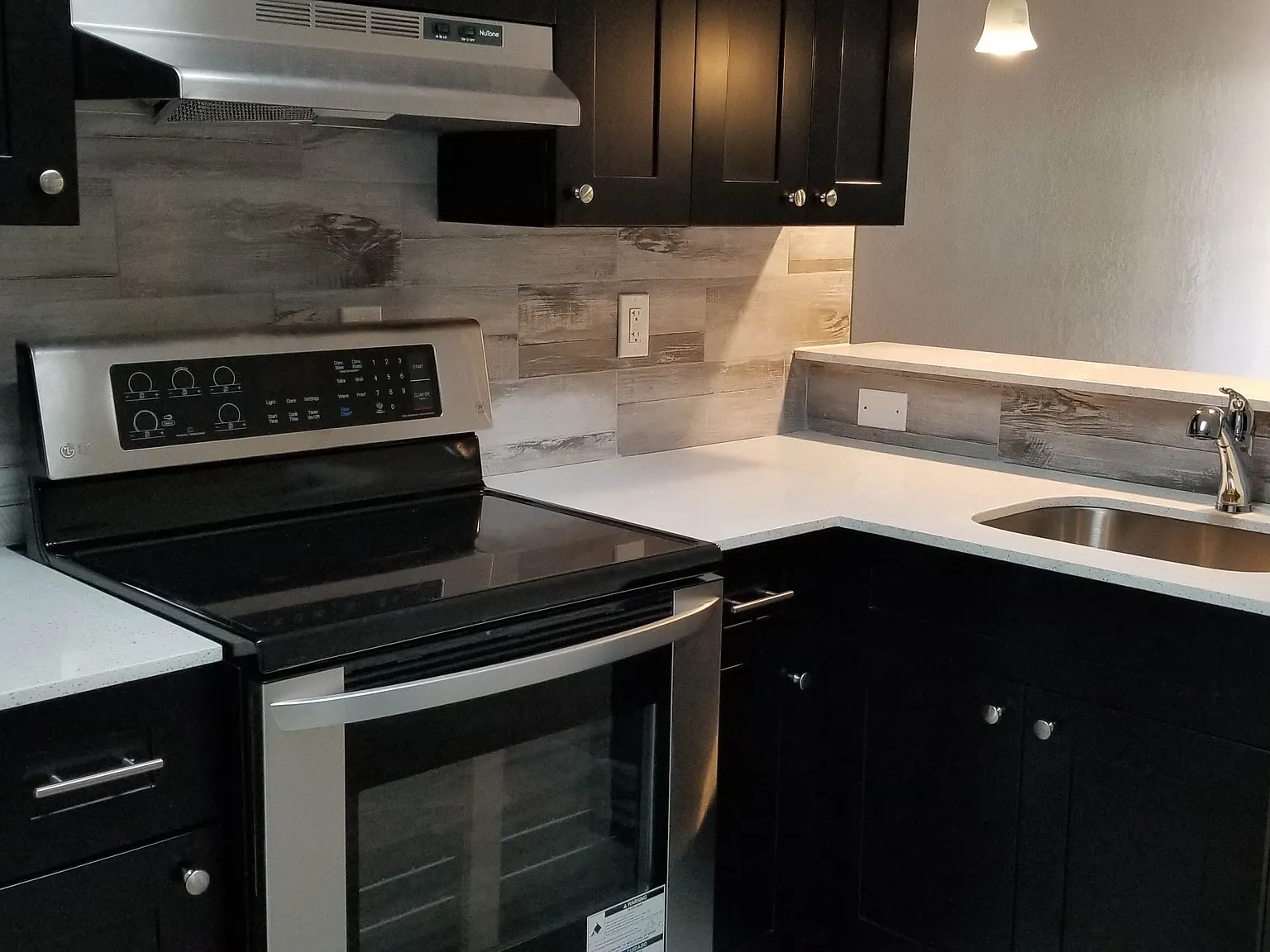 2 bed, 1.0 bath, $2,250 — Photo 1