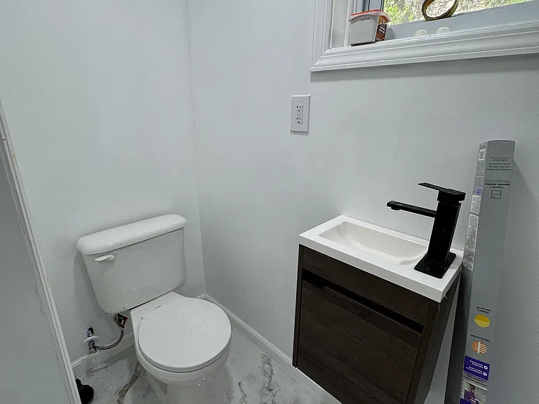15 Crotty Ave #3 — Photo 5