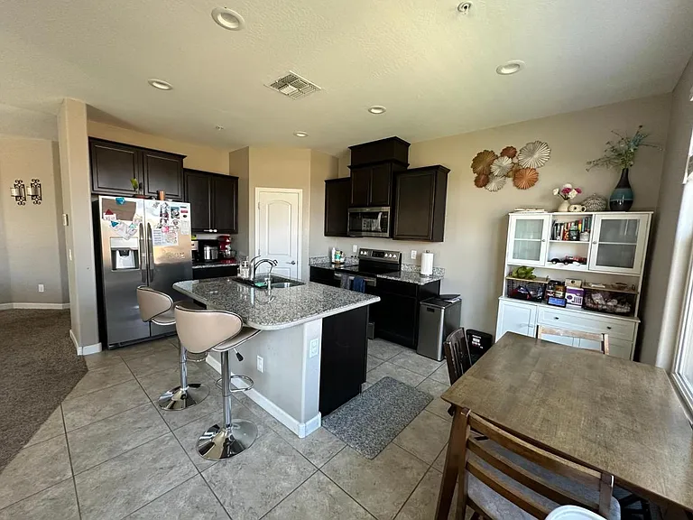 1260-1255 N Arizona Ave #1260 — Photo 7