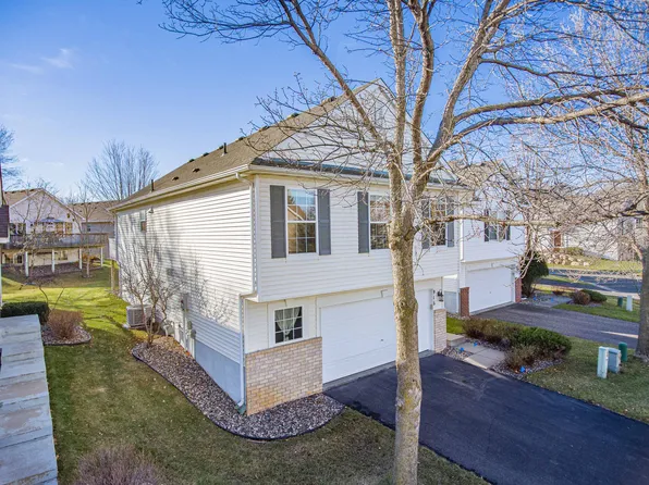 916 Parkside Blvd, Hopkins, MN 55343