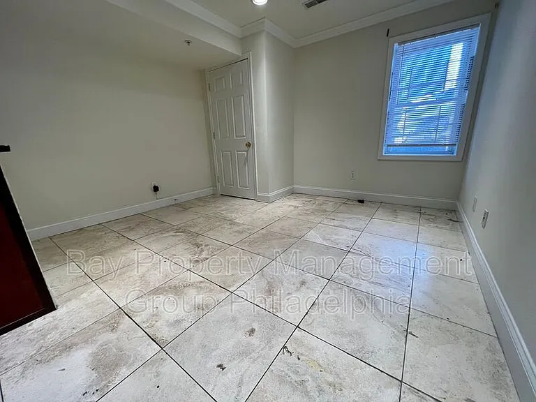 1723 Fontain St #A — Photo 2