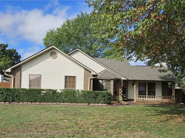 301 Juniper Dr, Greenwood, AR 72936