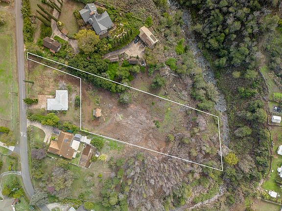 2nd image of 230 Pulehuiki Rd Unit A